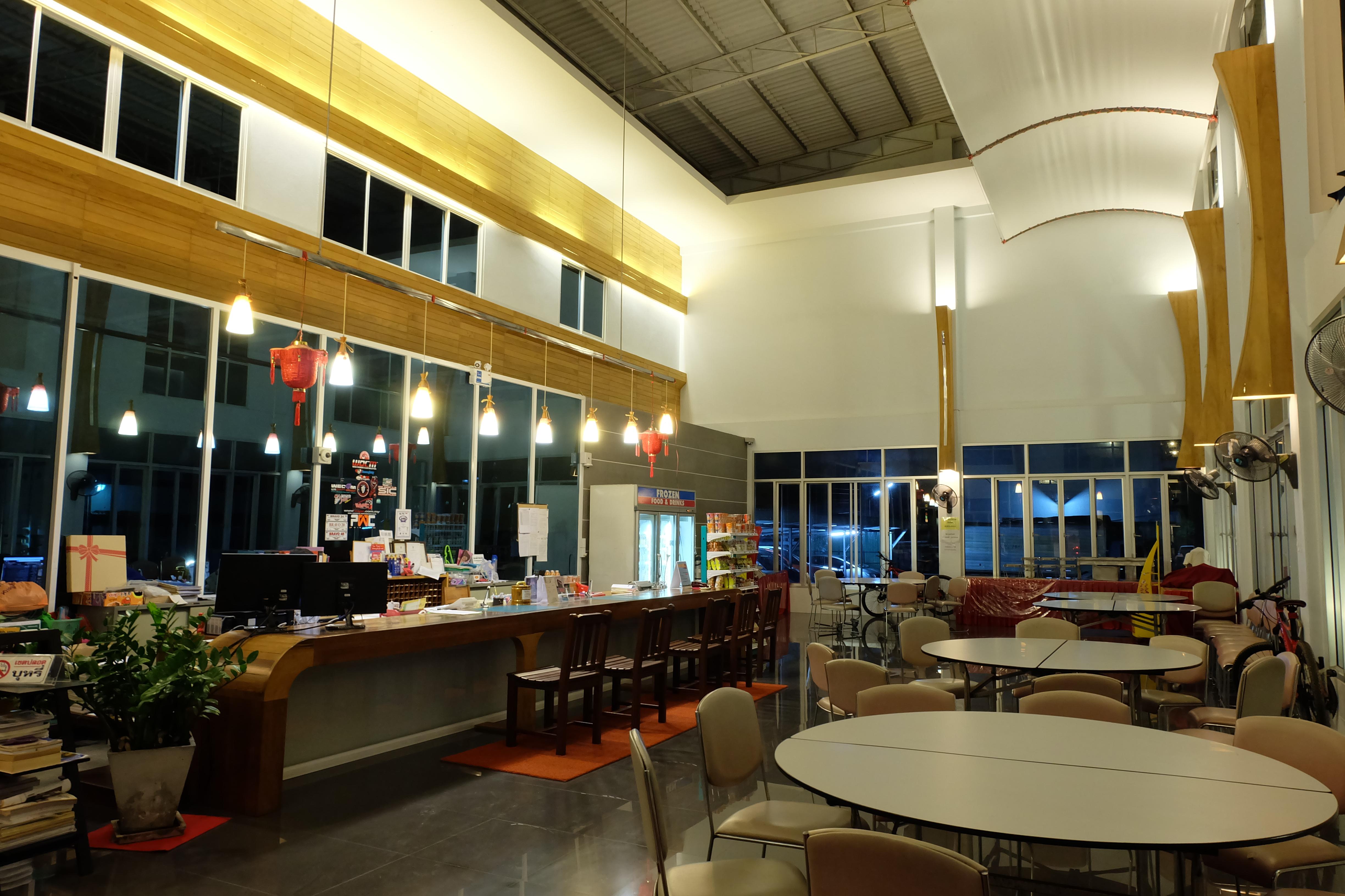 滨江大酒店 甲米 外观 照片